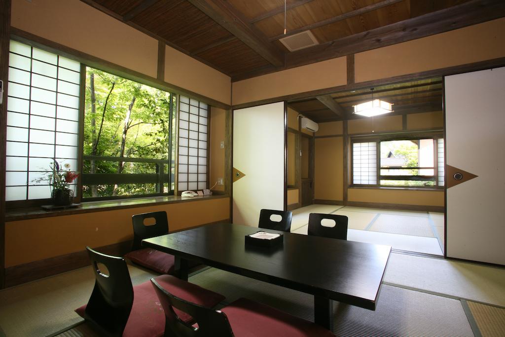 Ryokan Wakaba Minamioguni Rum bild