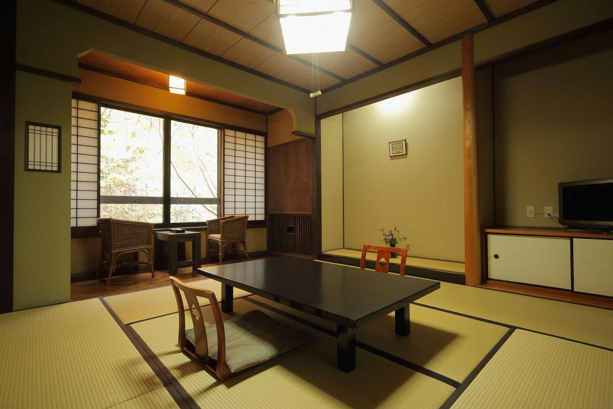 Ryokan Wakaba Minamioguni Exteriör bild